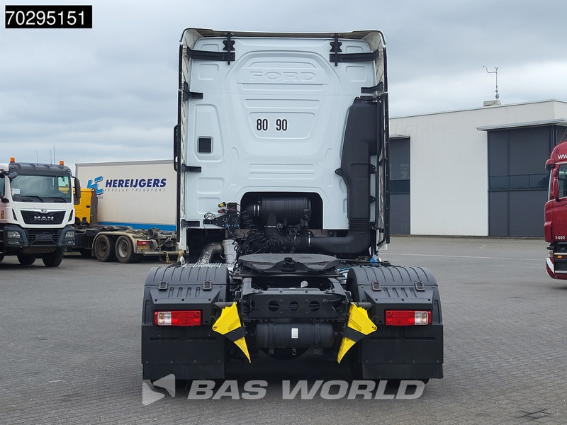 Ford F-Max 500 4X2 Retarder 2xTanks ACC Standklima Euro 6 - Vilkikas: foto 3 Ford F-Max 500 4X2 Retarder 2xTanks ACC Standklima Euro 6 - Vilkikas: foto 3