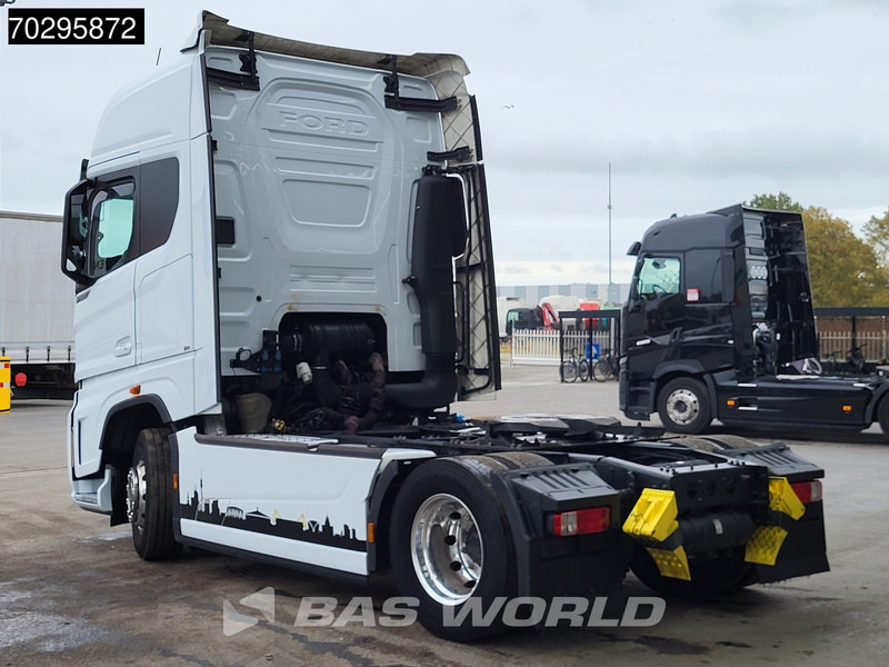 Ford F-Max 500 4X2 Retarder Standairco 2xTanks ACC LED Euro 6 - Vilkikas: foto 2 Ford F-Max 500 4X2 Retarder Standairco 2xTanks ACC LED Euro 6 - Vilkikas: foto 2