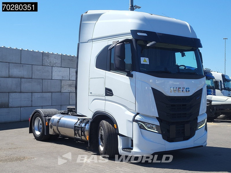 Iveco S-Way 460 4X2 LNG Retarder 2x Tanks Standklima LED Navi - Vilkikas: foto 3 Iveco S-Way 460 4X2 LNG Retarder 2x Tanks Standklima LED Navi - Vilkikas: foto 3