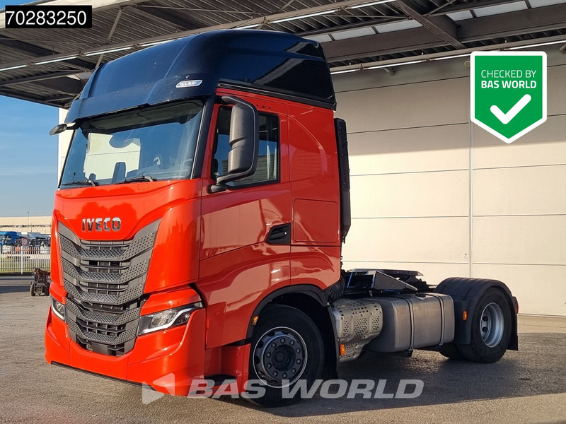 Iveco S-Way 490 4X2 DAMAGED! chassis bent 2x Tanks LED Navi Euro 6 - Vilkikas: foto 1 Iveco S-Way 490 4X2 DAMAGED! chassis bent 2x Tanks LED Navi Euro 6 - Vilkikas: foto 1