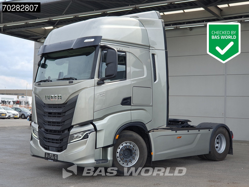 Vilkikas Iveco S-Way 530 4X2 Retarder Standklima LED Navi Euro 6: foto 1