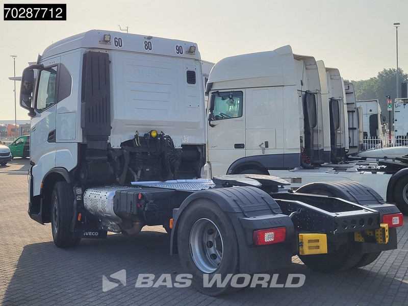 Iveco S-Way 570 4X2 Retarder Navi ACC LED Euro 6 - Vilkikas: foto 2 Iveco S-Way 570 4X2 Retarder Navi ACC LED Euro 6 - Vilkikas: foto 2