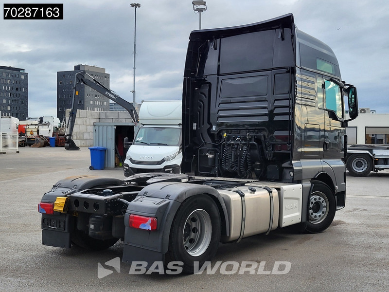 MAN TGX 18.470 4X2 XXL Retarder 2x Tanks Standklima ACC Navi Euro 6 - Vilkikas: foto 5 MAN TGX 18.470 4X2 XXL Retarder 2x Tanks Standklima ACC Navi Euro 6 - Vilkikas: foto 5