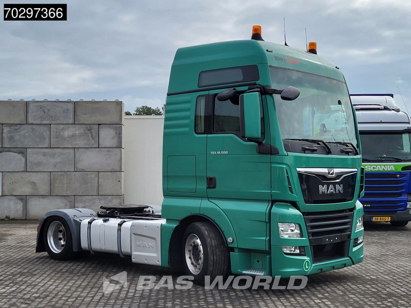 MAN TGX 18.500 TGX 4X2 Mega XXL Retarder 2xTanks ACC Euro 6 - Vilkikas: foto 3 MAN TGX 18.500 TGX 4X2 Mega XXL Retarder 2xTanks ACC Euro 6 - Vilkikas: foto 3