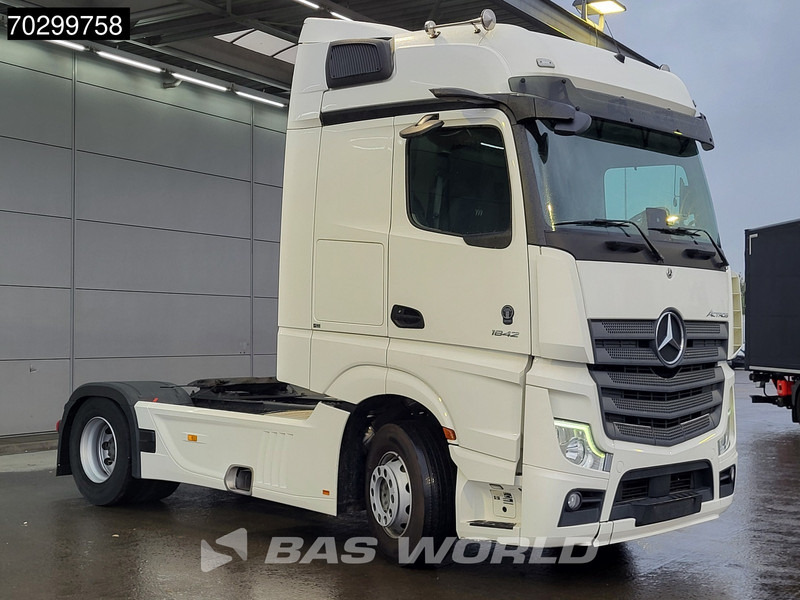 Mercedes-Benz Actros 1842 4X2 BigSpace Retarder Navi PPC ACC Euro 6 - Vilkikas: foto 3 Mercedes-Benz Actros 1842 4X2 BigSpace Retarder Navi PPC ACC Euro 6 - Vilkikas: foto 3