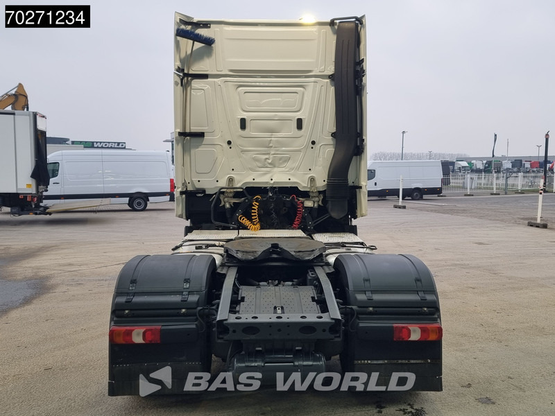 Mercedes-Benz Actros 1842 4X2 GigaSpace 2x Tanks Standklima - Vilkikas: foto 3 Mercedes-Benz Actros 1842 4X2 GigaSpace 2x Tanks Standklima - Vilkikas: foto 3