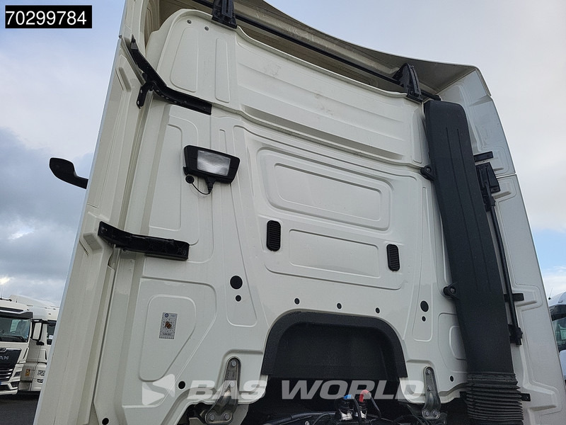Mercedes-Benz Actros 1842 4X2 StreamSpace Mega Retarder MirrorCam 2xTanks Navi ACC Euro 6 - Vilkikas: foto 3 Mercedes-Benz Actros 1842 4X2 StreamSpace Mega Retarder MirrorCam 2xTanks Navi ACC Euro 6 - Vilkikas: foto 3
