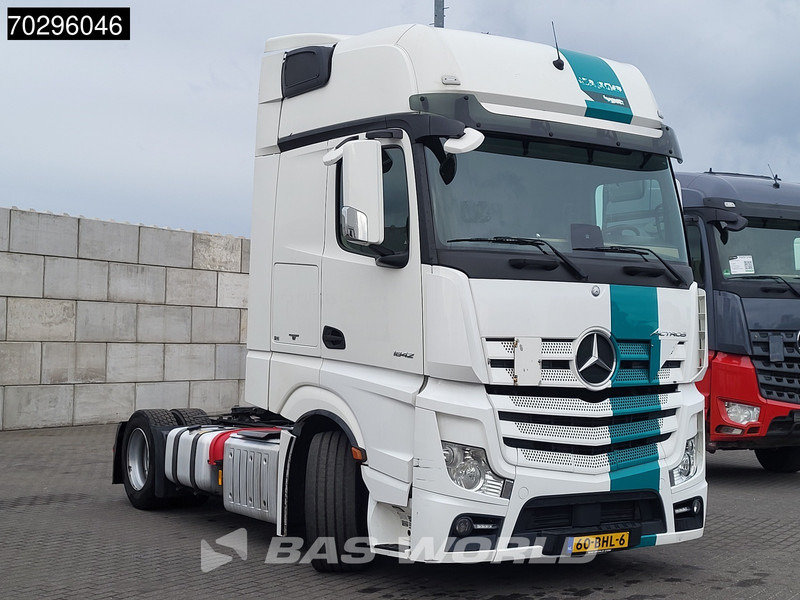 Mercedes-Benz Actros 1842 Actros 4X2 GigaSpace NL-Truck Mega 2xTanks ACC Standklima Euro 6 - Vilkikas: foto 3 Mercedes-Benz Actros 1842 Actros 4X2 GigaSpace NL-Truck Mega 2xTanks ACC Standklima Euro 6 - Vilkikas: foto 3