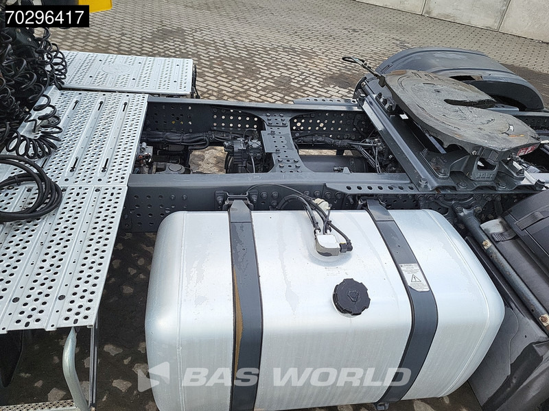 Mercedes-Benz Actros 1843 4X2 StreamSpace - Vilkikas: foto 2 Mercedes-Benz Actros 1843 4X2 StreamSpace - Vilkikas: foto 2