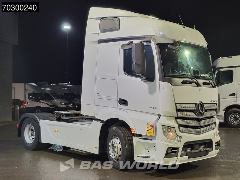 Mercedes-Benz Actros 1845 4X2 StreamSpace Euro 6 - Vilkikas: foto 3 Mercedes-Benz Actros 1845 4X2 StreamSpace Euro 6 - Vilkikas: foto 3