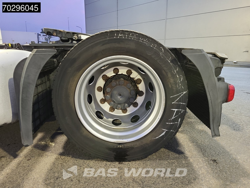 Vilkikas Mercedes-Benz Actros 1845 Actros 4X2 GigaSpace NL-Truck Mega 2xTanks Standklima ACC Euro 6: foto 15