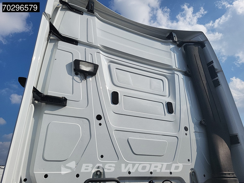 Mercedes-Benz Actros 1848 4X2 Retarder Mirror Standklima ACC Xenon Euro 6 - Vilkikas: foto 3 Mercedes-Benz Actros 1848 4X2 Retarder Mirror Standklima ACC Xenon Euro 6 - Vilkikas: foto 3