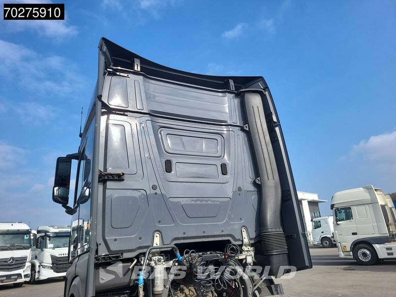 Mercedes-Benz Actros 1851 4X2 BigSpace 2x Tanks - Vilkikas: foto 3 Mercedes-Benz Actros 1851 4X2 BigSpace 2x Tanks - Vilkikas: foto 3