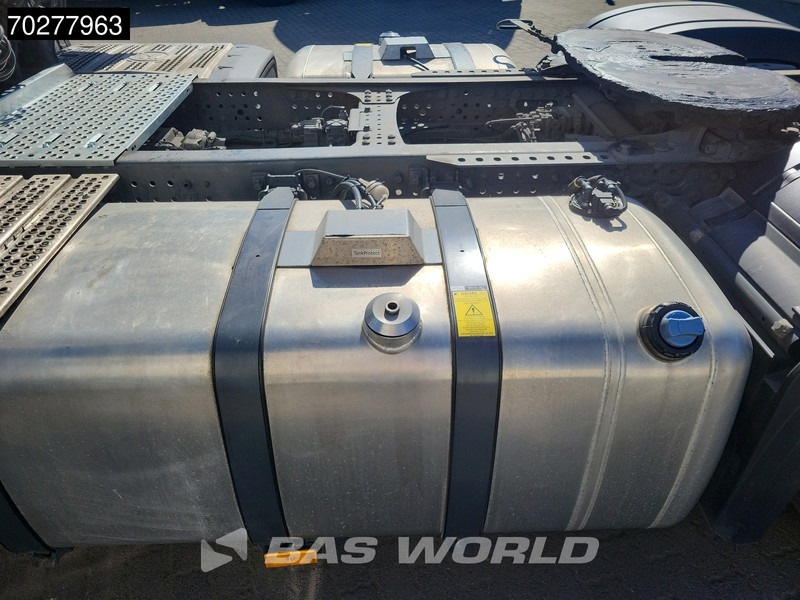 Mercedes-Benz Actros 1851 Actros 4X2 BigSpace 2x Tanks - Vilkikas: foto 5 Mercedes-Benz Actros 1851 Actros 4X2 BigSpace 2x Tanks - Vilkikas: foto 5