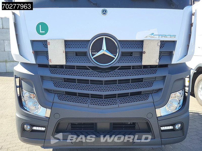 Vilkikas Mercedes-Benz Actros 1851 Actros 4X2 BigSpace 2x Tanks: foto 14 Vilkikas Mercedes-Benz Actros 1851 Actros 4X2 BigSpace 2x Tanks: foto 14