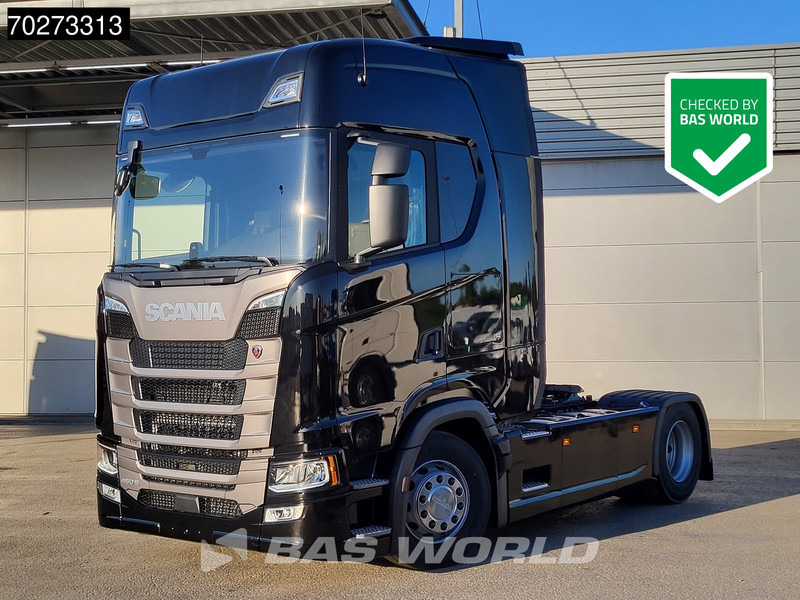 Scania S460 4X2 NEW! Retarder ACC Navi Standklima 2X Tanks - Vilkikas: foto 1 Scania S460 4X2 NEW! Retarder ACC Navi Standklima 2X Tanks - Vilkikas: foto 1