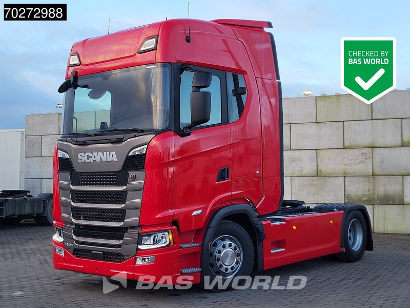 Scania S460 4X2 NEW! Retarder ACC Navi Standklima 2X Tanks - Vilkikas: foto 1 Scania S460 4X2 NEW! Retarder ACC Navi Standklima 2X Tanks - Vilkikas: foto 1