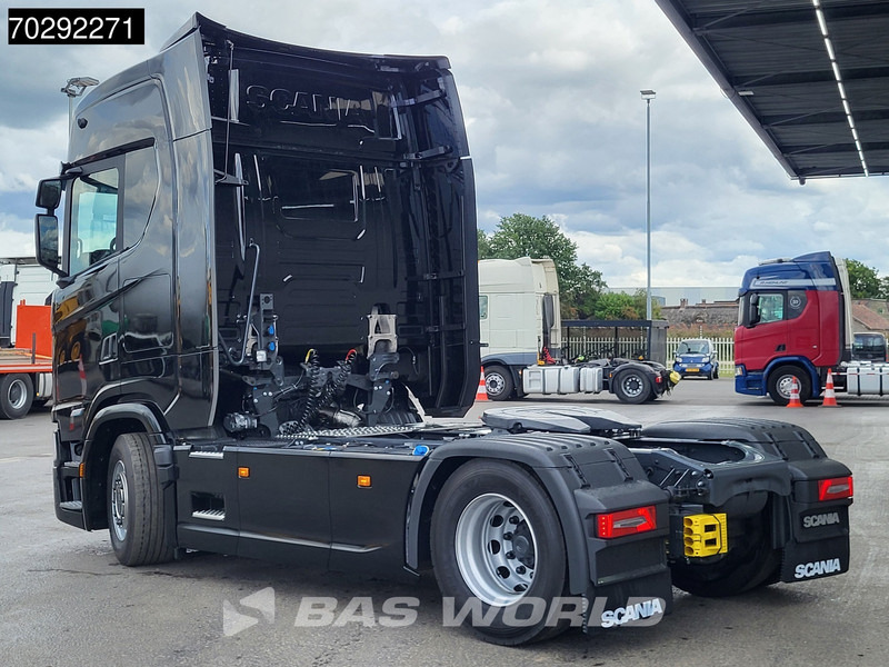 Scania S500 4X2 NEW! Full-Air Retarder Leder 2x Tanks ACC Standklima - Vilkikas: foto 2 Scania S500 4X2 NEW! Full-Air Retarder Leder 2x Tanks ACC Standklima - Vilkikas: foto 2