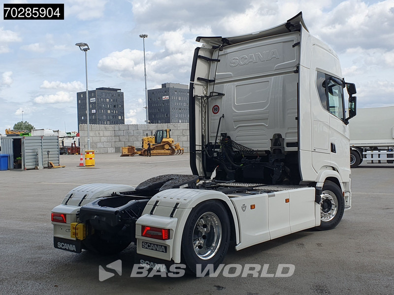 Scania S770 4X2 Full-Air Retarder 2x Tanks Standklima Alcoa's Leather - Vilkikas: foto 5 Scania S770 4X2 Full-Air Retarder 2x Tanks Standklima Alcoa's Leather - Vilkikas: foto 5
