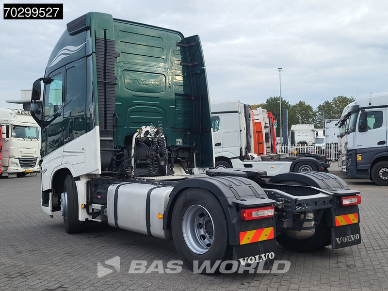 Volvo FH 500 4X2 XL TC VEB+ 2xTanks I-Park Cool ACC Navi - Vilkikas: foto 2 Volvo FH 500 4X2 XL TC VEB+ 2xTanks I-Park Cool ACC Navi - Vilkikas: foto 2