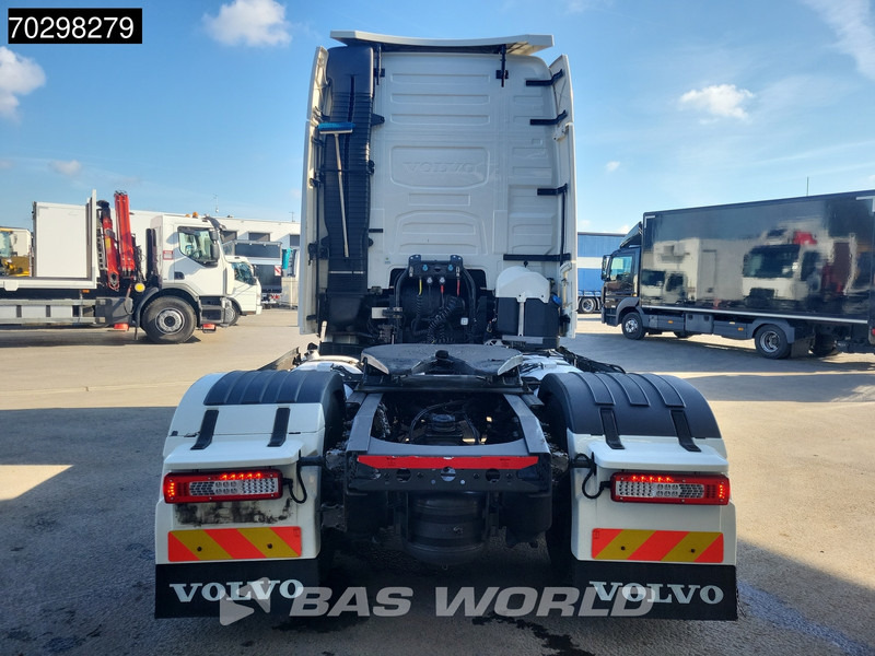 Volvo FH 540 4X2 XL Retarder 2xTanks Xenon Euro 6 - Vilkikas: foto 5 Volvo FH 540 4X2 XL Retarder 2xTanks Xenon Euro 6 - Vilkikas: foto 5