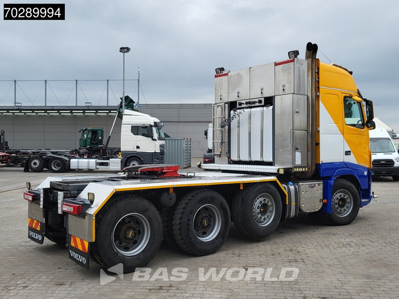 Volvo FH16 700 FH16 8X4 90T! Retarder Big-Axle Lift+Lenkachse Euro 5 - Vilkikas: foto 5 Volvo FH16 700 FH16 8X4 90T! Retarder Big-Axle Lift+Lenkachse Euro 5 - Vilkikas: foto 5