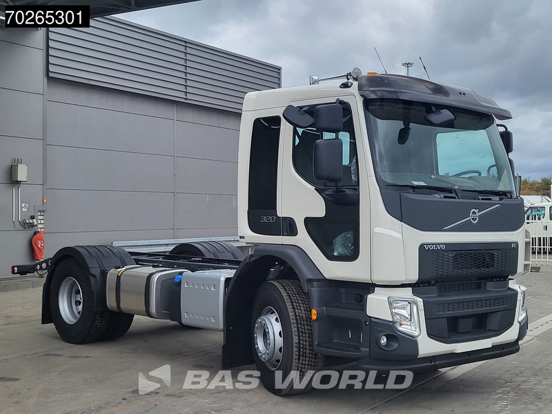 Volvo FE 320 4X2 NEW 18t chassis PTO Preparation Automatic Euro 6 - Važiuoklės sunkvežimis: foto 3 Volvo FE 320 4X2 NEW 18t chassis PTO Preparation Automatic Euro 6 - Važiuoklės sunkvežimis: foto 3