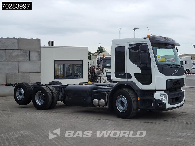 Volvo FE 320 FE 6X2 Retarder 2xTanks CNG Euro 6 - Važiuoklės sunkvežimis: foto 3 Volvo FE 320 FE 6X2 Retarder 2xTanks CNG Euro 6 - Važiuoklės sunkvežimis: foto 3