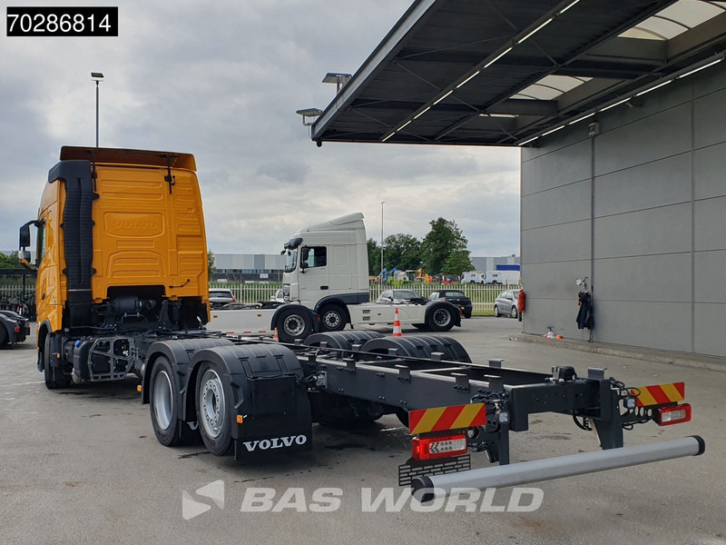 Volvo FH 460 6X2 NEW chassis! Full air Suspension Lift-Axle Navi ACC LED Euro 6 - Važiuoklės sunkvežimis: foto 2 Volvo FH 460 6X2 NEW chassis! Full air Suspension Lift-Axle Navi ACC LED Euro 6 - Važiuoklės sunkvežimis: foto 2