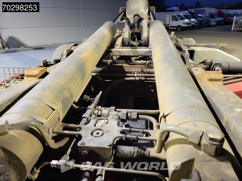 Volvo FM 370 6X2 21t Hooklift Lift Axle Automatic Euro 5 - Hook-lift sunkvežimis: foto 5 Volvo FM 370 6X2 21t Hooklift Lift Axle Automatic Euro 5 - Hook-lift sunkvežimis: foto 5