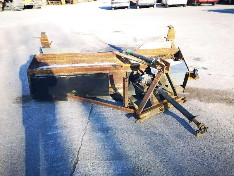 BALAIS 3 POINTS - Rotacinė šluota: foto 1 BALAIS 3 POINTS - Rotacinė šluota: foto 1