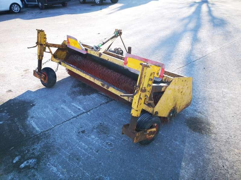 BALAIS 3 POINTS - Rotacinė šluota: foto 3 BALAIS 3 POINTS - Rotacinė šluota: foto 3