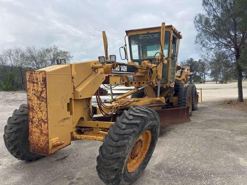 Caterpillar 140H - Greideris: foto 1 Caterpillar 140H - Greideris: foto 1