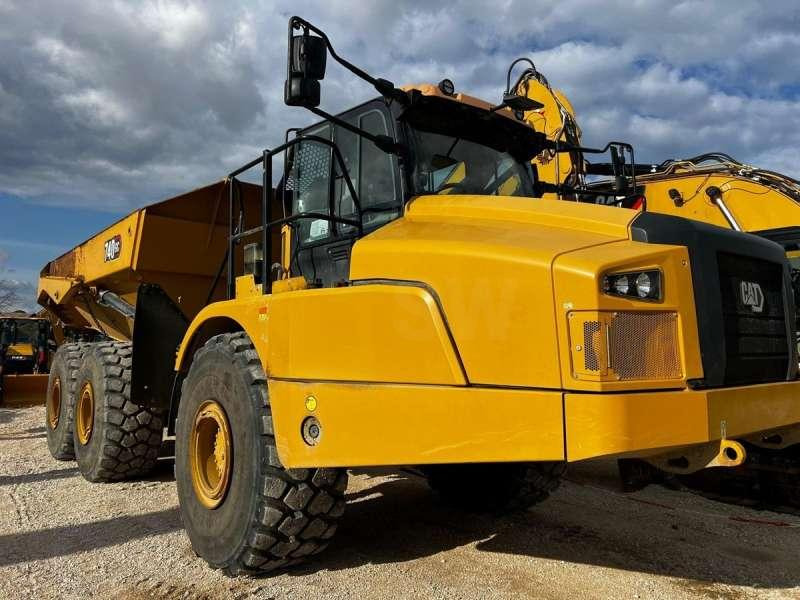 Caterpillar 740GC - Šarnyrinis savivartis: foto 1 Caterpillar 740GC - Šarnyrinis savivartis: foto 1
