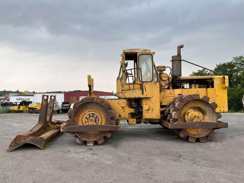 Caterpillar 825 + porte engins - Kompaktorius: foto 4 Caterpillar 825 + porte engins - Kompaktorius: foto 4