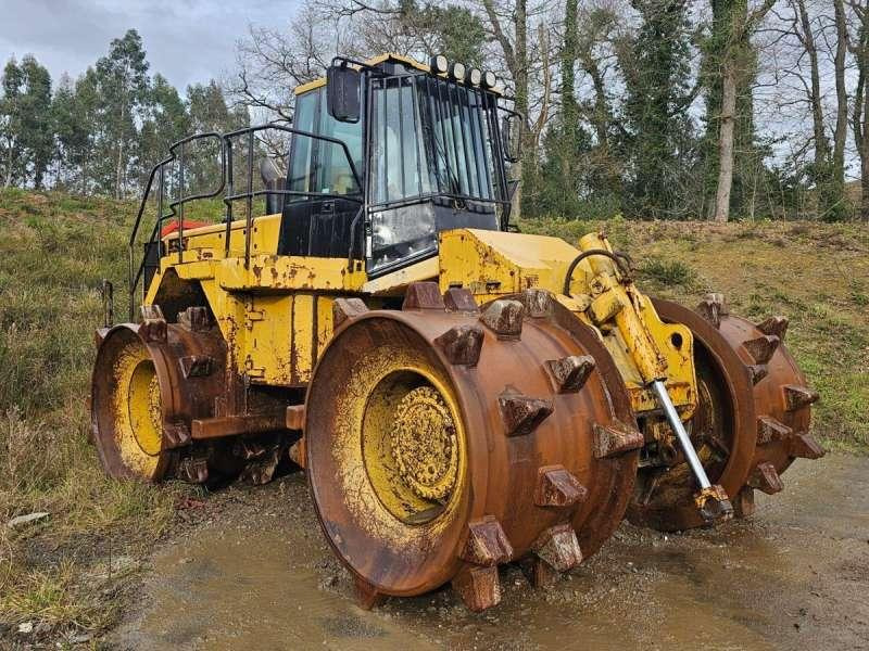 Caterpillar 826GII - Kompaktorius: foto 1 Caterpillar 826GII - Kompaktorius: foto 1