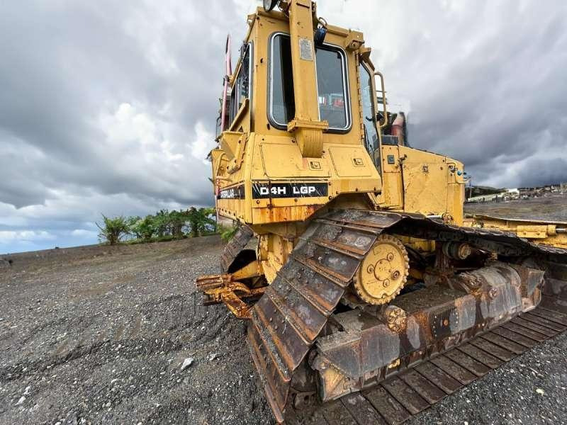 Caterpillar D4H LGP - Buldozeris: foto 4 Caterpillar D4H LGP - Buldozeris: foto 4