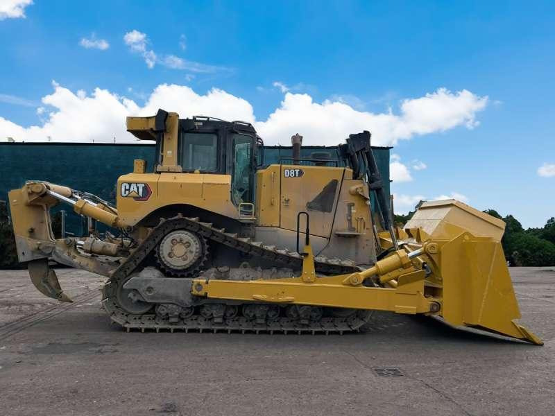 Caterpillar D8T - Buldozeris: foto 2 Caterpillar D8T - Buldozeris: foto 2