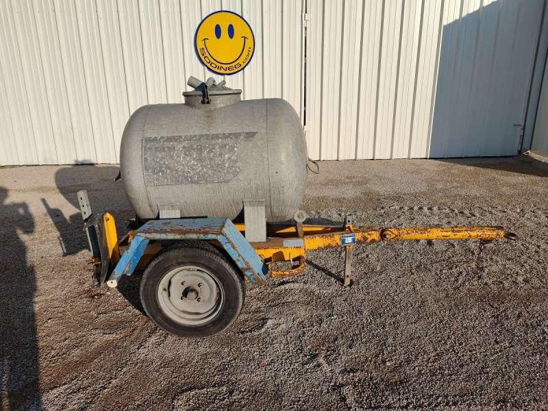 Courant 500 LITRES A EAU - Cisterna: foto 1 Courant 500 LITRES A EAU - Cisterna: foto 1