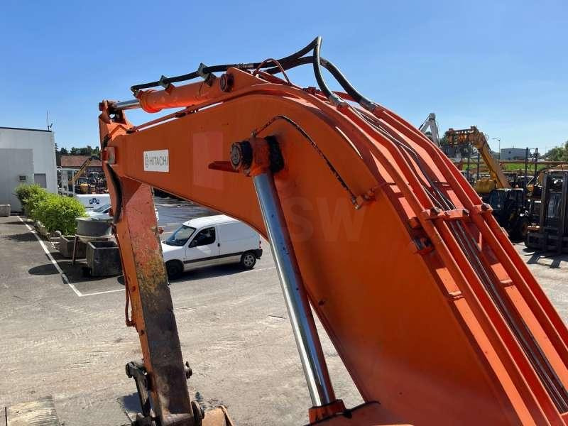 Vikšrinis ekskavatorius Hitachi UH073: foto 36