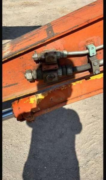 Hitachi ZX210LC-3 - Ekskavatorius su ilga strėle: foto 5 Hitachi ZX210LC-3 - Ekskavatorius su ilga strėle: foto 5