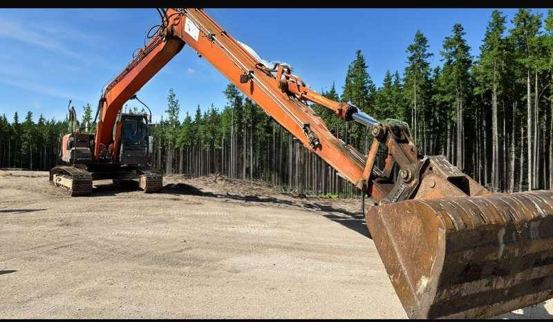 Hitachi ZX210LC-3 - Ekskavatorius su ilga strėle: foto 4 Hitachi ZX210LC-3 - Ekskavatorius su ilga strėle: foto 4