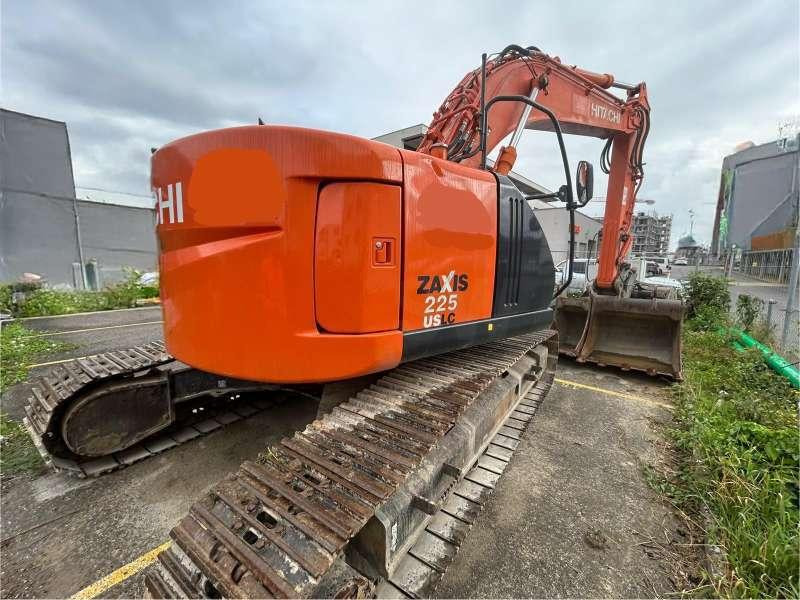 Hitachi ZX225USLC-3 - Vikšrinis ekskavatorius: foto 3 Hitachi ZX225USLC-3 - Vikšrinis ekskavatorius: foto 3