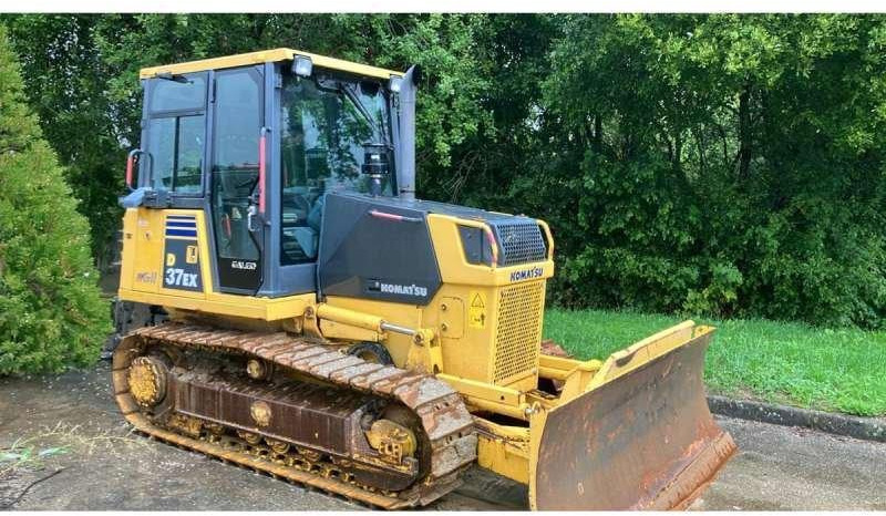Komatsu D37EX - Buldozeris: foto 1 Komatsu D37EX - Buldozeris: foto 1
