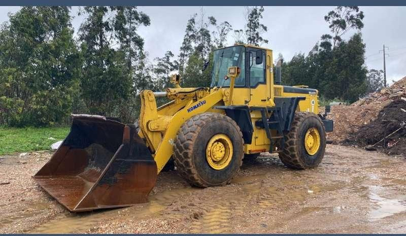 Komatsu WA470-3A - Ratinis krautuvas: foto 1 Komatsu WA470-3A - Ratinis krautuvas: foto 1
