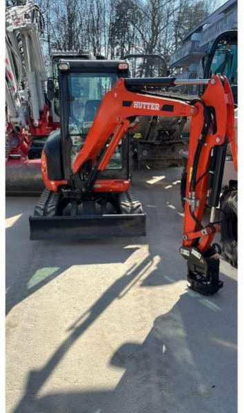 Kubota U27-4 HI - Mini ekskavatorius: foto 3 Kubota U27-4 HI - Mini ekskavatorius: foto 3