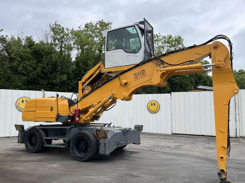 Liebherr A316 LITRONIC - Ekskavatorius su ilga strėle: foto 1 Liebherr A316 LITRONIC - Ekskavatorius su ilga strėle: foto 1