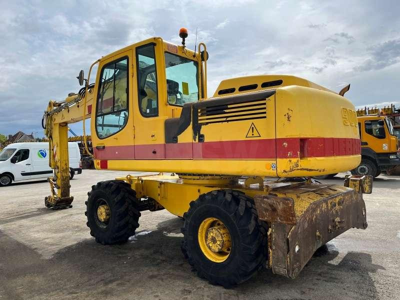 Liebherr A900 C LITRONIC - Ratinis ekskavatorius: foto 5 Liebherr A900 C LITRONIC - Ratinis ekskavatorius: foto 5