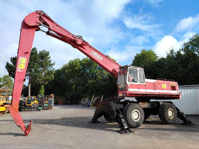 Ekskavatorius su ilga strėle Liebherr A942 (LIEBHERR A 942 - LIEBHERR 942): foto 1
