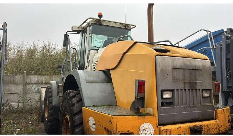 Liebherr L544 2PLUS2 - Ratinis krautuvas: foto 3 Liebherr L544 2PLUS2 - Ratinis krautuvas: foto 3